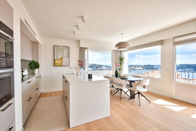 Appartement F4 à vendre - 4 pièces - 99,05 m2 - Villefranche Sur Mer - 06 - PROVENCE-ALPES-COTE-D-AZUR