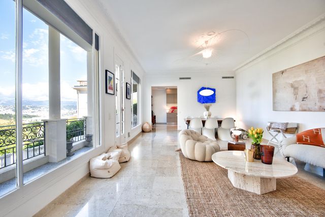 Maison à vendre - 6 pièces - 221,97 m2 - Nice - 06 - PROVENCE-ALPES-COTE-D-AZUR