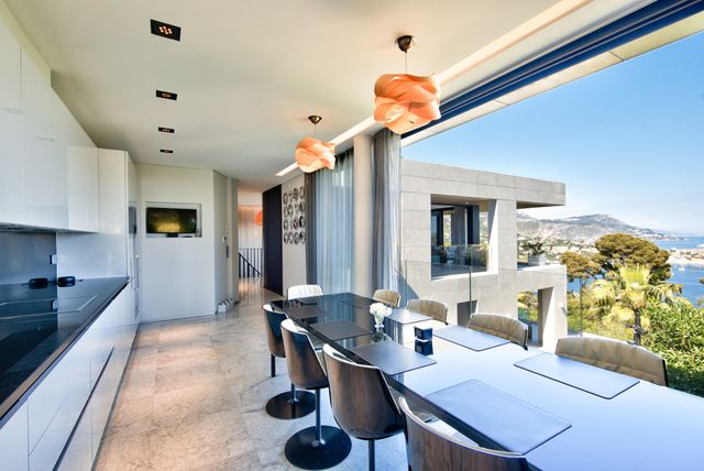 Maison à vendre - 6 pièces - 300 m2 - Nice - 06 - PROVENCE-ALPES-COTE-D-AZUR