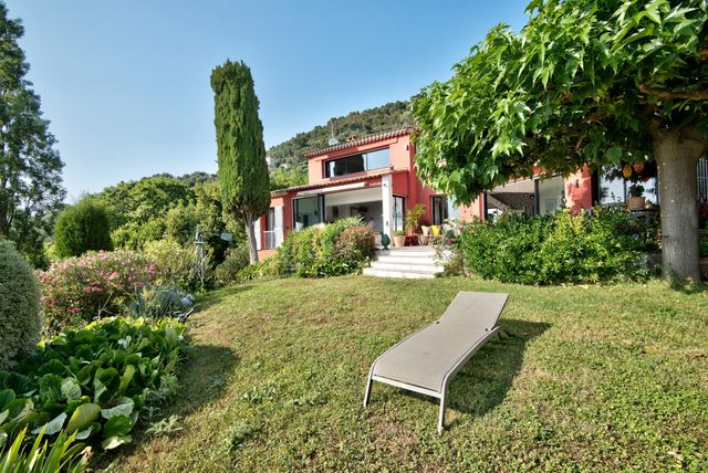 Maison à vendre - 6 pièces - 204,83 m2 - Nice - 06 - PROVENCE-ALPES-COTE-D-AZUR