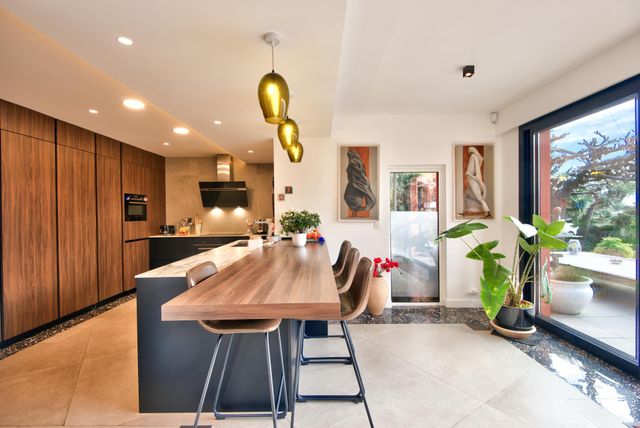 Maison à vendre - 6 pièces - 204,83 m2 - Nice - 06 - PROVENCE-ALPES-COTE-D-AZUR