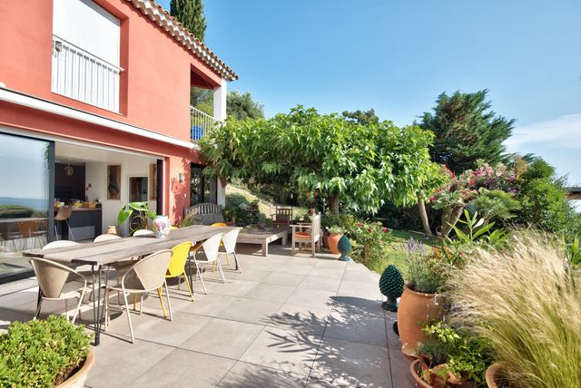 Maison à vendre - 6 pièces - 204,83 m2 - Nice - 06 - PROVENCE-ALPES-COTE-D-AZUR