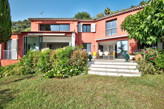 Maison à vendre - 6 pièces - 204,83 m2 - Nice - 06 - PROVENCE-ALPES-COTE-D-AZUR