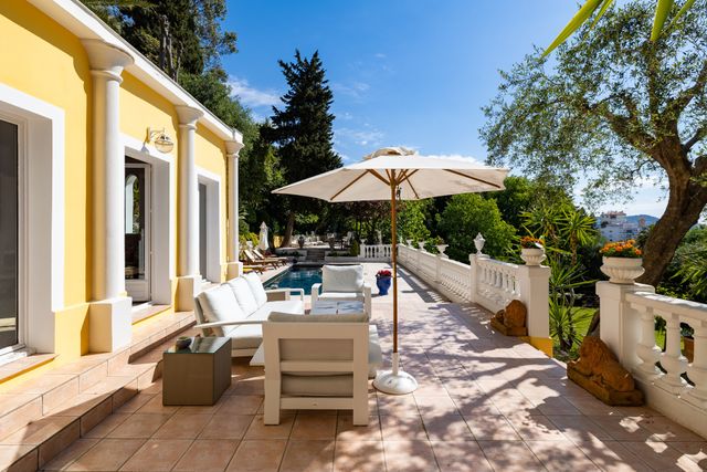 Maison à vendre - 10 pièces - 327,17 m2 - Nice - 06 - PROVENCE-ALPES-COTE-D-AZUR