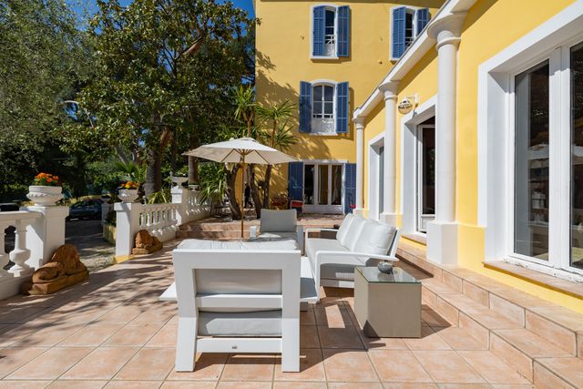Maison à vendre - 10 pièces - 327,17 m2 - Nice - 06 - PROVENCE-ALPES-COTE-D-AZUR