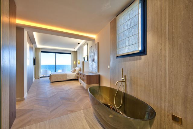 Maison &agrave; vendre - 6 pi&egrave;ces - 247,22 m2 - Nice - 06 - PROVENCE-ALPES-COTE-D-AZUR