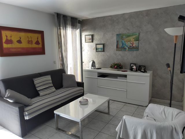 Appartement F1 &agrave; louer - 1 pi&egrave;ce - 29,20 m2 - Nice - 06 - PROVENCE-ALPES-COTE-D-AZUR