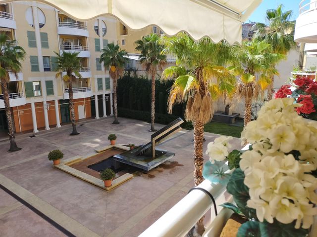 Appartement F1 &agrave; louer - 1 pi&egrave;ce - 29,20 m2 - Nice - 06 - PROVENCE-ALPES-COTE-D-AZUR