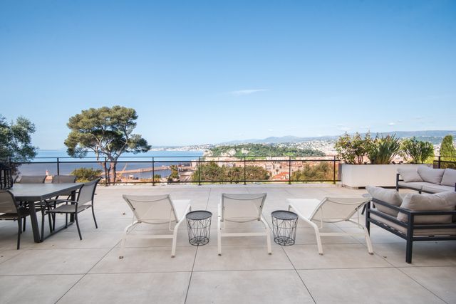 Appartement F6 &agrave; vendre - 6 pi&egrave;ces - 200,12 m2 - Nice - 06 - PROVENCE-ALPES-COTE-D-AZUR