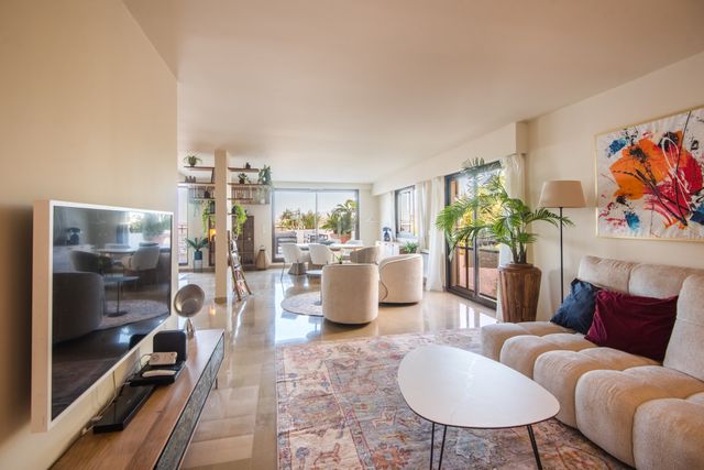 Appartement F6 &agrave; vendre - 6 pi&egrave;ces - 200,12 m2 - Nice - 06 - PROVENCE-ALPES-COTE-D-AZUR