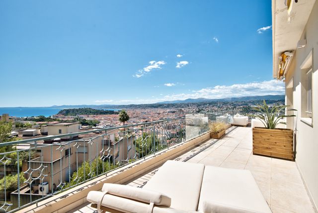 Appartement F5 &agrave; vendre - 5 pi&egrave;ces - 167,33 m2 - Nice - 06 - PROVENCE-ALPES-COTE-D-AZUR