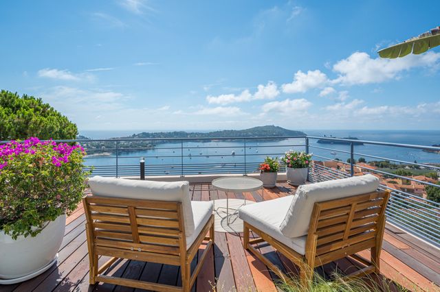 Maison &agrave; vendre - 6 pi&egrave;ces - 187,72 m2 - Villefranche Sur Mer - 06 - PROVENCE-ALPES-COTE-D-AZUR