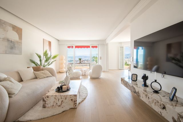 Appartement F3 &agrave; vendre - 3 pi&egrave;ces - 89,05 m2 - Nice - 06 - PROVENCE-ALPES-COTE-D-AZUR