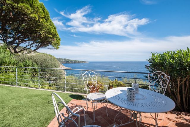 Maison &agrave; vendre - 6 pi&egrave;ces - 198,83 m2 - Nice - 06 - PROVENCE-ALPES-COTE-D-AZUR