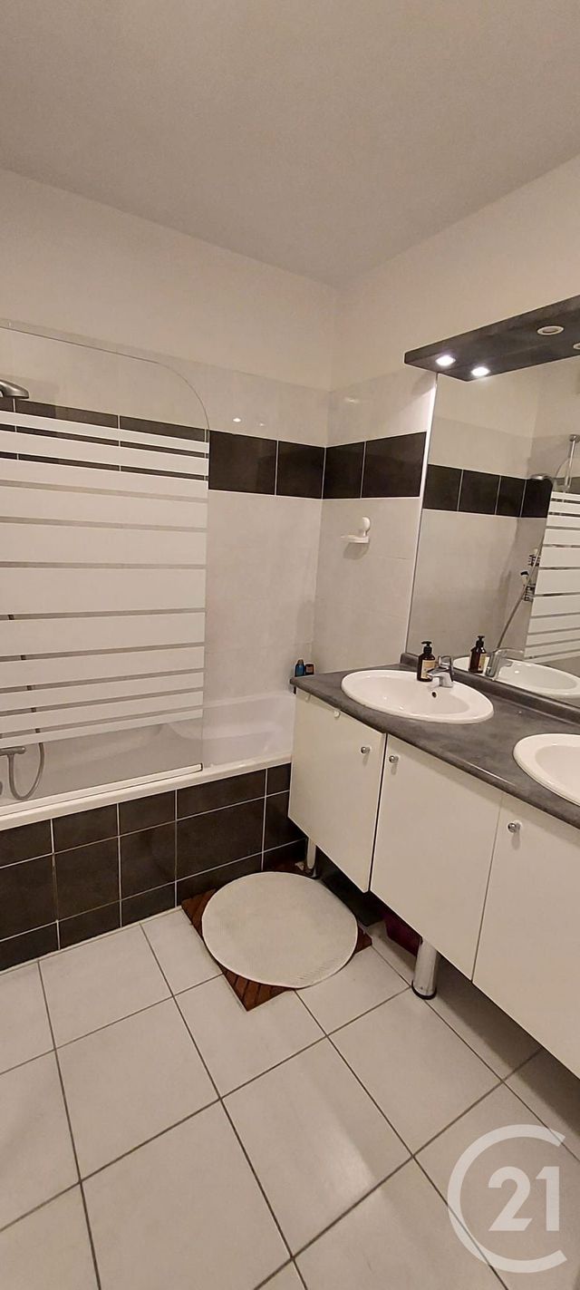 Appartement T3 &agrave; louer - 3 pi&egrave;ces - 66,60 m2 - Toulouse - 31 - MIDI-PYRENEES