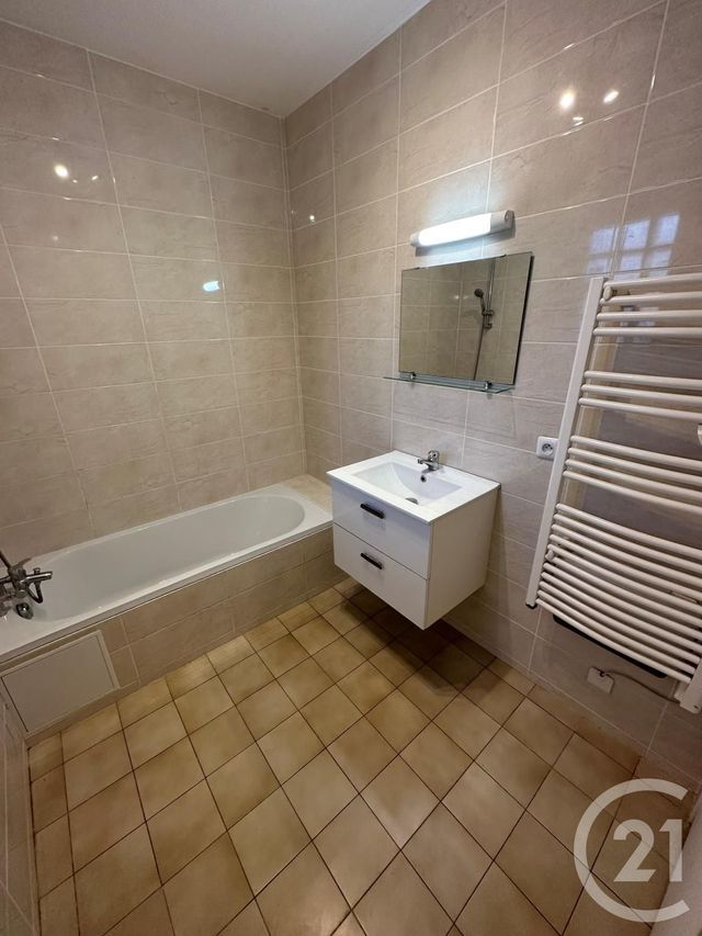 Appartement F2 &agrave; louer - 2 pi&egrave;ces - 42,75 m2 - Herblay Sur Seine - 95 - ILE-DE-FRANCE