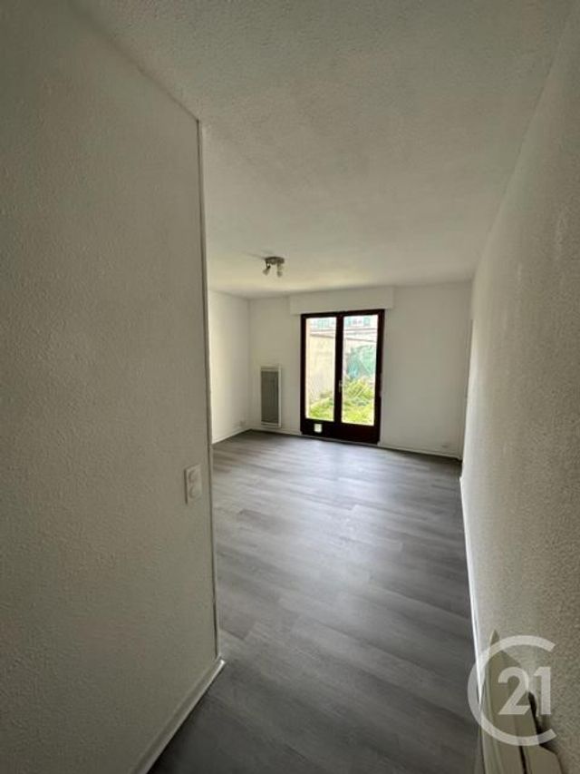 Appartement F2 &agrave; louer - 2 pi&egrave;ces - 42,75 m2 - Herblay Sur Seine - 95 - ILE-DE-FRANCE