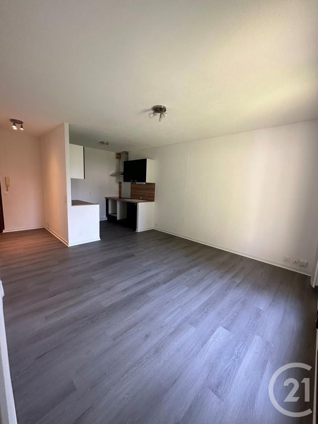 Appartement F2 &agrave; louer - 2 pi&egrave;ces - 42,75 m2 - Herblay Sur Seine - 95 - ILE-DE-FRANCE