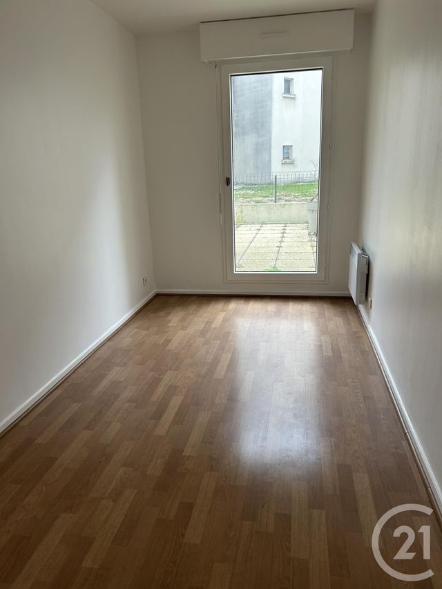 Appartement a louer  - 3 pièce(s) - 108.1 m2 - Surfyn