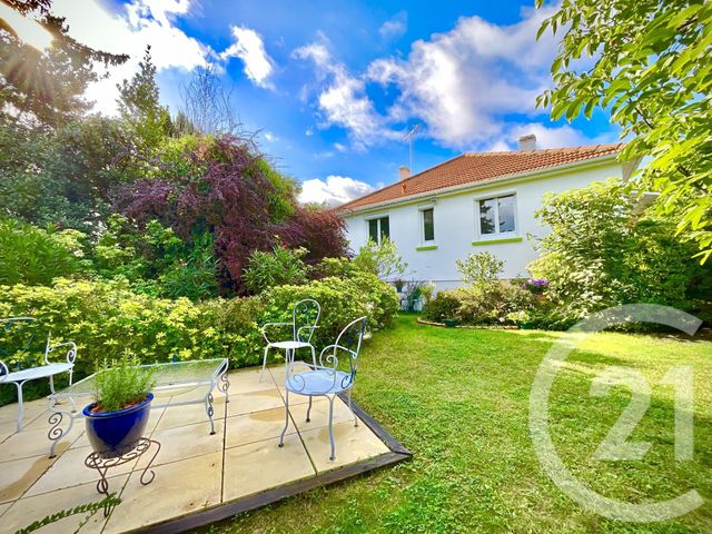 Prix immobilier ST GRATIEN - Photo d’une maison vendue