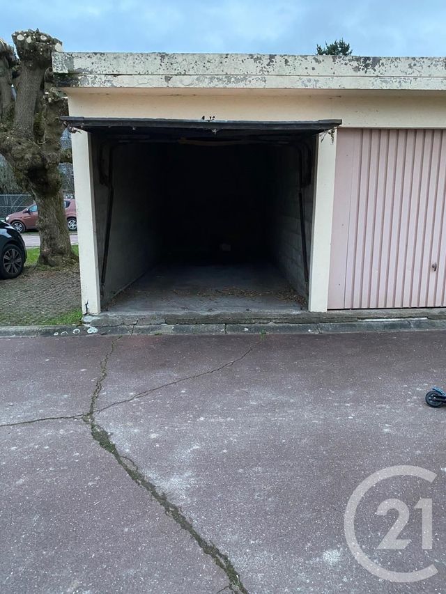 Parking &agrave; louer - 14 m2 - Sannois - 95 - ILE-DE-FRANCE