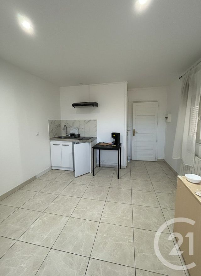 Appartement F1 &agrave; louer - 1 pi&egrave;ce - 18 m2 - Franconville La Garenne - 95 - ILE-DE-FRANCE