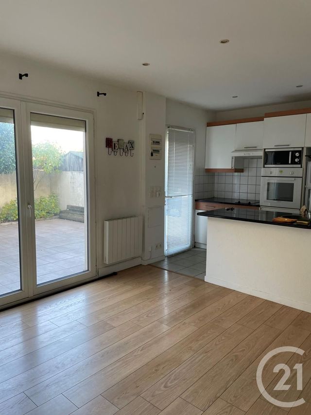 Appartement F2 &agrave; louer - 2 pi&egrave;ces - 36,40 m2 - Pierrelaye - 95 - ILE-DE-FRANCE