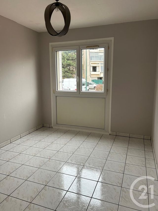 Appartement F3 &agrave; louer - 3 pi&egrave;ces - 61,38 m2 - Sannois - 95 - ILE-DE-FRANCE