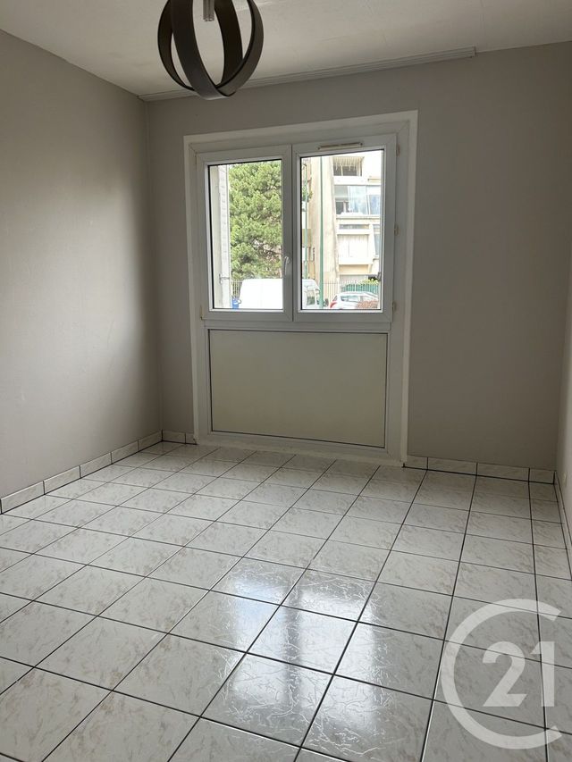 Appartement F3 &agrave; louer - 3 pi&egrave;ces - 61,38 m2 - Sannois - 95 - ILE-DE-FRANCE