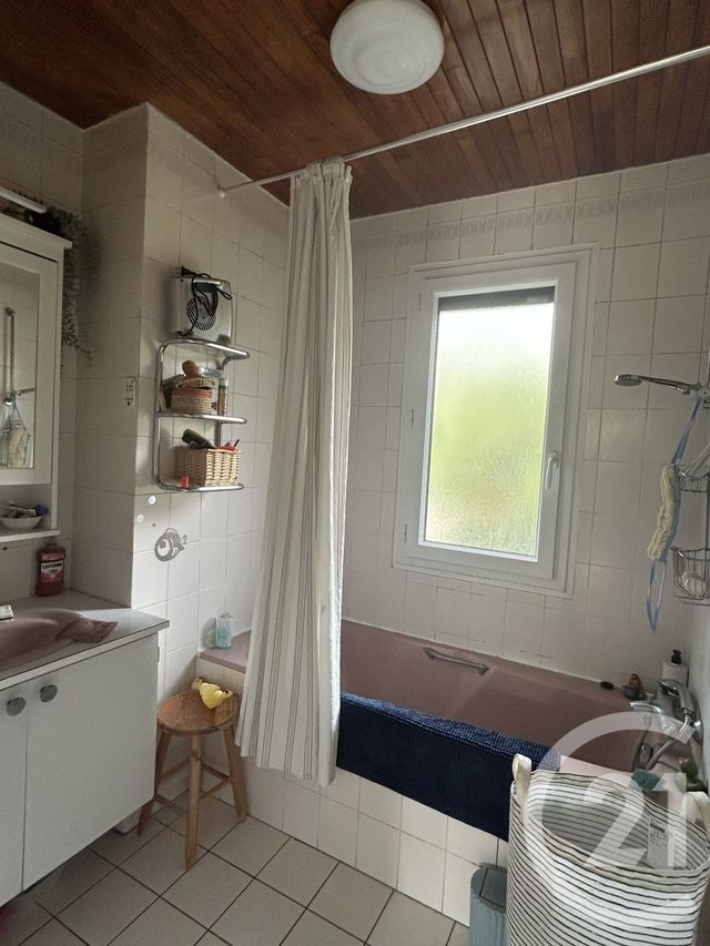 Maison &agrave; louer - 3 pi&egrave;ces - 70,93 m2 - Andilly - 95 - ILE-DE-FRANCE