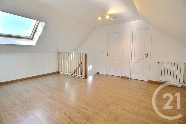 Maison &agrave; louer - 4 pi&egrave;ces - 108,45 m2 - Vetraz Monthoux - 74 - RHONE-ALPES