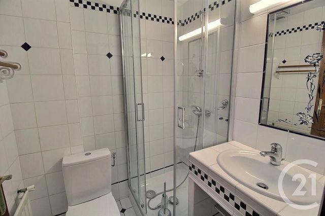 Maison à louer - 6 pièces - 192,36 m2 - Cranves Sales - 74 - RHONE-ALPES