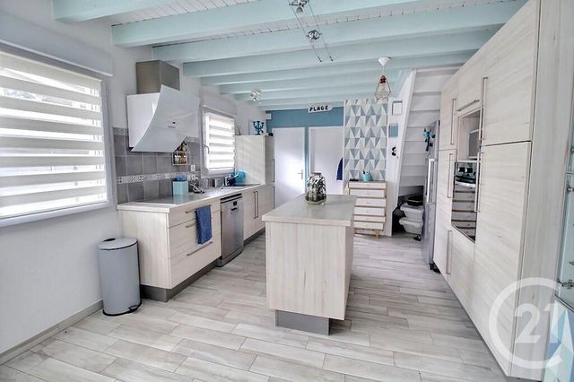 Maison &agrave; louer - 4 pi&egrave;ces - 90,18 m2 - Excenevex - 74 - RHONE-ALPES