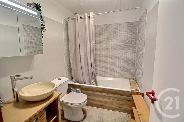 Appartement T3 &agrave; louer - 3 pi&egrave;ces - 67,89 m2 - Sciez - 74 - RHONE-ALPES