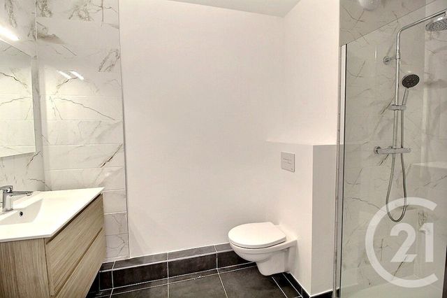 Appartement T2 &agrave; louer - 2 pi&egrave;ces - 42,95 m2 - Sciez - 74 - RHONE-ALPES