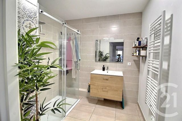 Appartement T4 &agrave; louer - 4 pi&egrave;ces - 85,63 m2 - Vetraz Monthoux - 74 - RHONE-ALPES