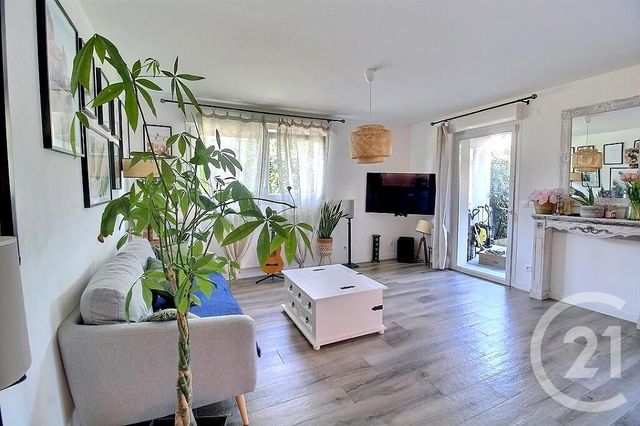 Appartement T4 &agrave; louer - 4 pi&egrave;ces - 85,63 m2 - Vetraz Monthoux - 74 - RHONE-ALPES