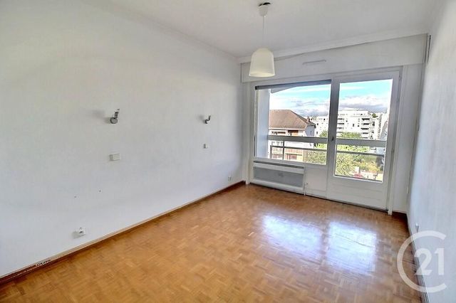Appartement T3 &agrave; louer - 3 pi&egrave;ces - 83,20 m2 - Annemasse - 74 - RHONE-ALPES