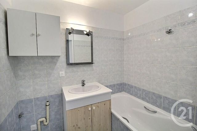 Appartement F3 &agrave; louer - 3 pi&egrave;ces - 63,66 m2 - Sciez - 74 - RHONE-ALPES
