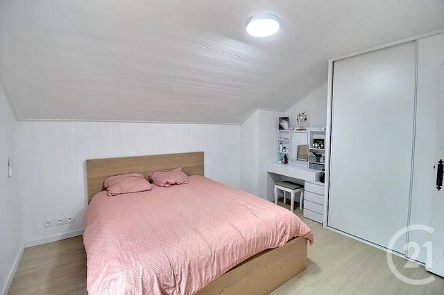 Maison &agrave; louer - 5 pi&egrave;ces - 113,55 m2 - Publier - 74 - RHONE-ALPES