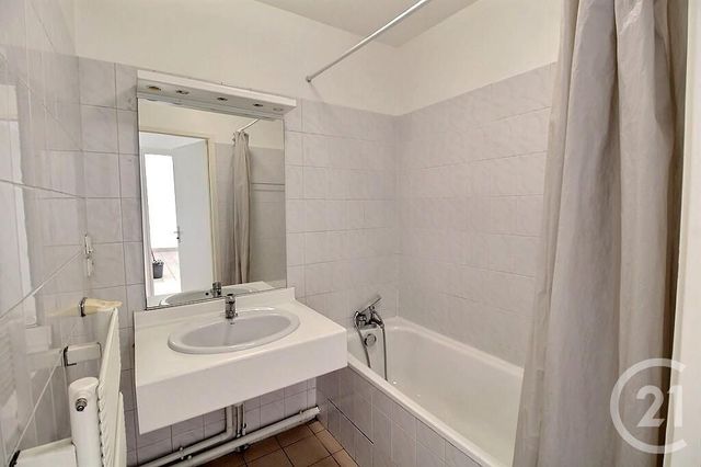 Appartement F2 &agrave; louer - 2 pi&egrave;ces - 54,94 m2 - Gaillard - 74 - RHONE-ALPES