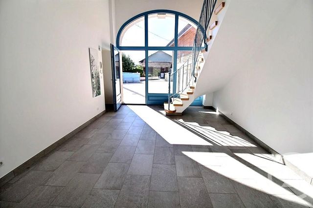 Maison &agrave; louer - 4 pi&egrave;ces - 187 m2 - Veigy Foncenex - 74 - RHONE-ALPES