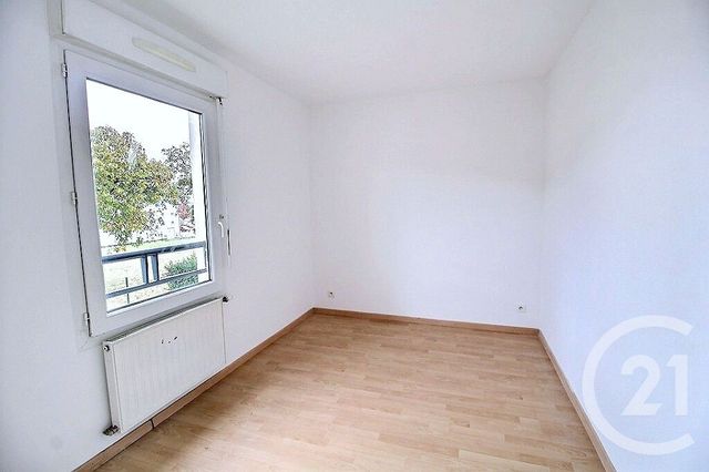 Appartement F4 &agrave; louer - 4 pi&egrave;ces - 75,77 m2 - Sciez - 74 - RHONE-ALPES