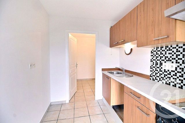 Appartement F4 &agrave; louer - 4 pi&egrave;ces - 75,77 m2 - Sciez - 74 - RHONE-ALPES