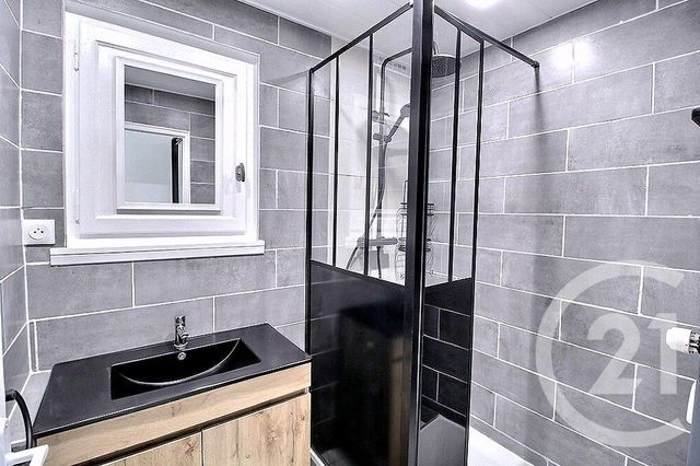 Appartement F3 &agrave; louer - 3 pi&egrave;ces - 62,27 m2 - Thonon Les Bains - 74 - RHONE-ALPES