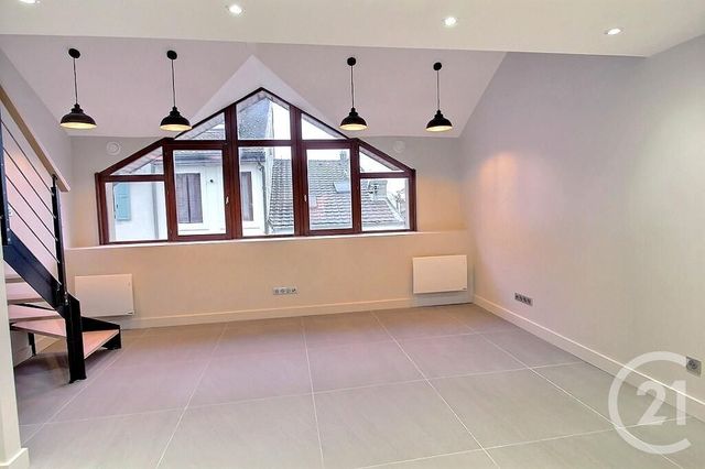 Appartement T3 &agrave; louer - 3 pi&egrave;ces - 44,92 m2 - Evian Les Bains - 74 - RHONE-ALPES