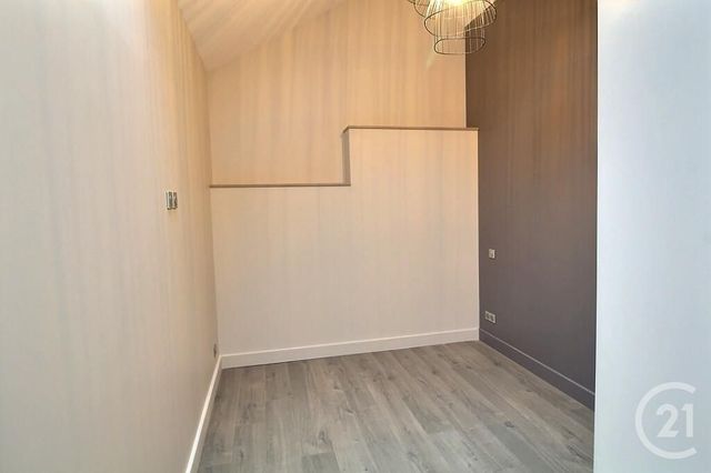 Appartement T3 &agrave; louer - 3 pi&egrave;ces - 44,92 m2 - Evian Les Bains - 74 - RHONE-ALPES