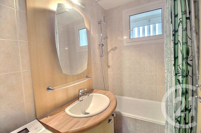 Appartement F2 &agrave; louer - 2 pi&egrave;ces - 44,24 m2 - Thonon Les Bains - 74 - RHONE-ALPES
