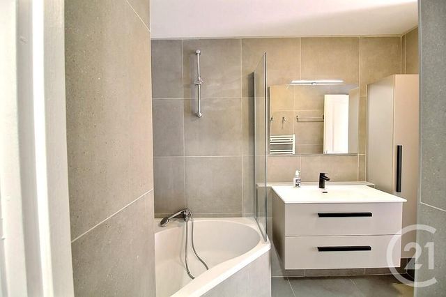Appartement F2 &agrave; louer - 2 pi&egrave;ces - 54,19 m2 - Veigy Foncenex - 74 - RHONE-ALPES