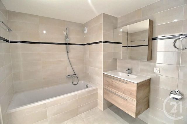 Appartement F2 &agrave; louer - 2 pi&egrave;ces - 45,34 m2 - Veigy Foncenex - 74 - RHONE-ALPES
